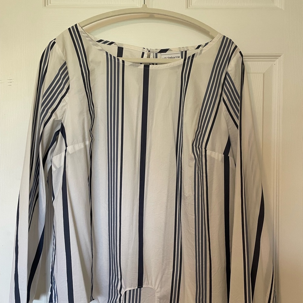 Liz Claiborne medium shirt